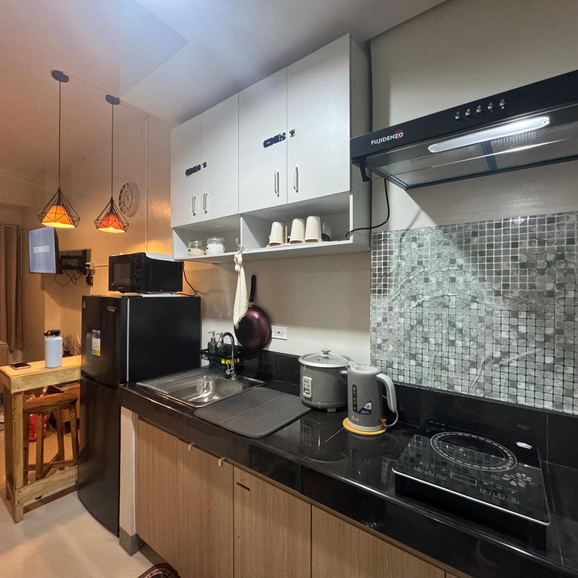The J-Ma Ultiescape Charm Residences Condo Cainta Exterior foto